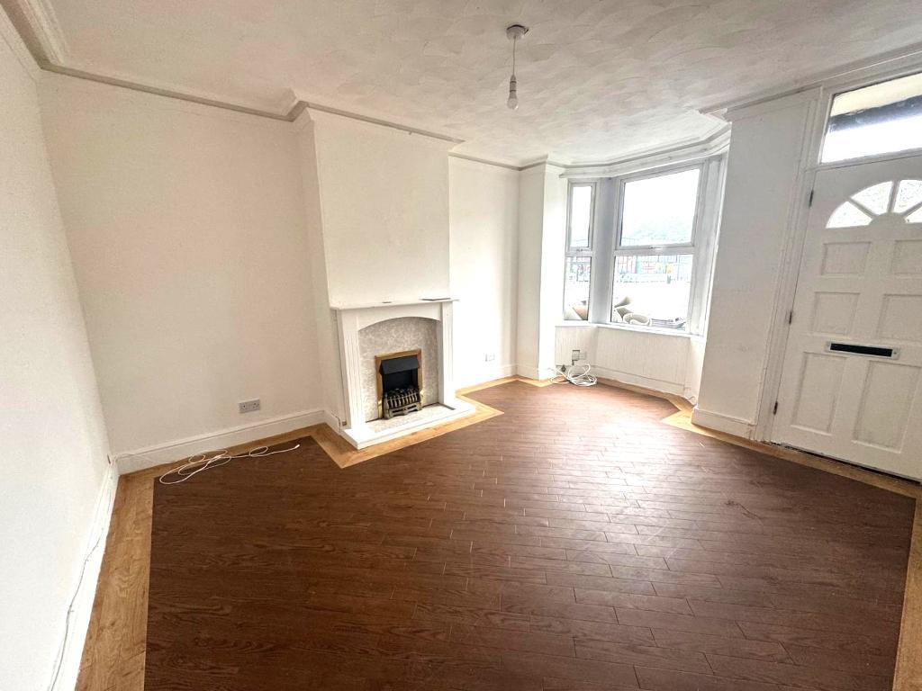 Woodborough Road, Mapperley, Nottingham, NG3 5GJ